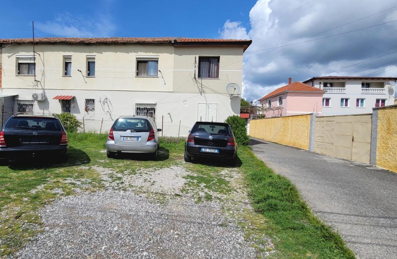 Tuana'S Apartment Shkoder Ngoại thất bức ảnh